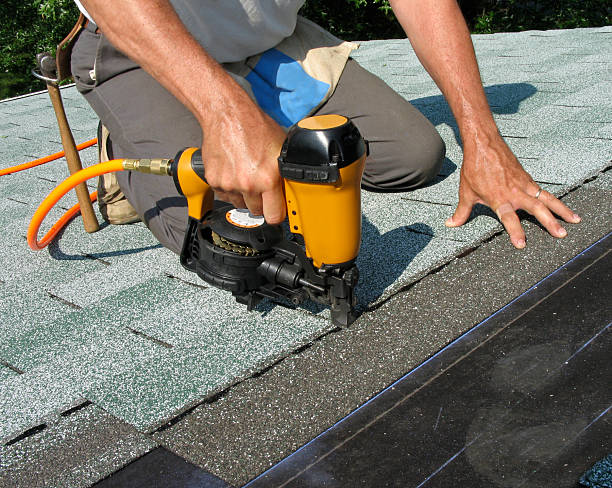 Best Roof Maintenance Services  in Pullman, WA